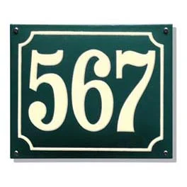 Emaille huisnummerbord gebold. 22x16 cm. Groen / Crème + kader