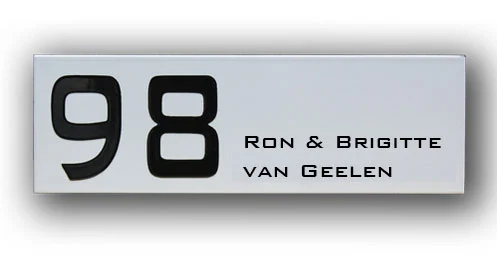 Emaille combibord met huisnummer en naam. Type Robina. 28x9 cm