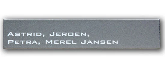 Emaille naamplaat type Robina. 26x5 cm
