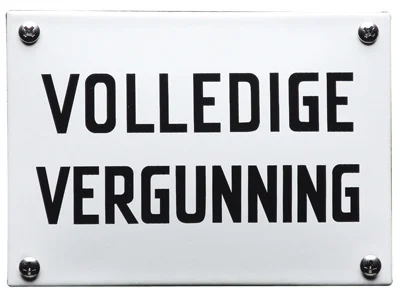 Volledige vergunning. Gebold emaille bordje. 14x10 cm. Type KNH24