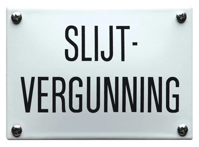 Slijtvergunning. Gebold emaille bordje. 14x10 cm. Type KNH32