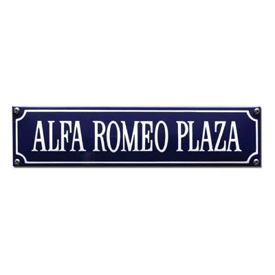 ALFA ROMEO PLAZA emaille "straatnaambordje". 33x8 cm. Type S-04