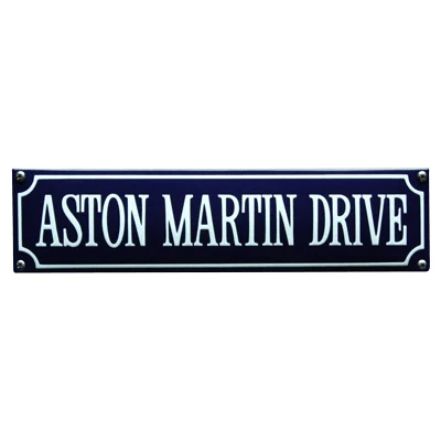 ASTON MARTIN DRIVE emaille "straatnaambordje". 33x8 cm. Type S-06