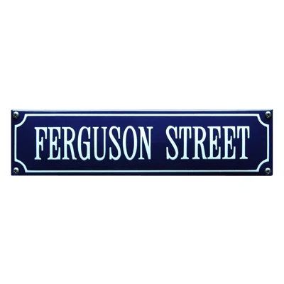 FERGUSON STREET emaille "straatnaambordje". 33x8 cm. Type S-24