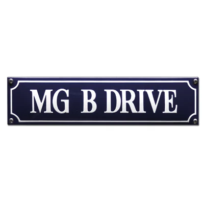 MG B DRIVE emaille "straatnaambordje". 33x8 cm. Type S-57