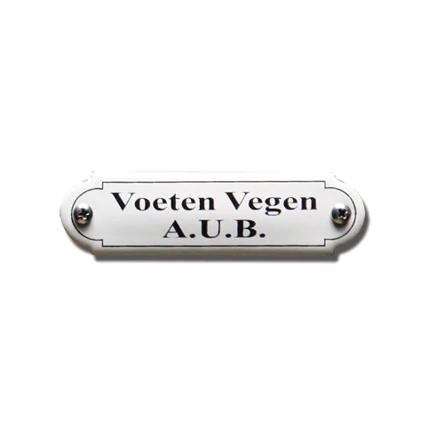 Voeten Vegen A.U.B.. Emaille tekstbordje Klassiek. 8x2,2 cm. Lettertype Times