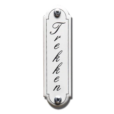 Trekken. Emaille tekstbordje Klassiek. 11,5x2,7 cm. Lettertype Sierschrift