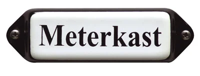 Emaille tekstbordje met 'oor'. 8x3 cm. Lettertype Times. Tekst: Meterkast