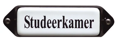 Emaille tekstbordje met 'oor'. 8x3 cm. Lettertype Times. Tekst: Studeerkamer