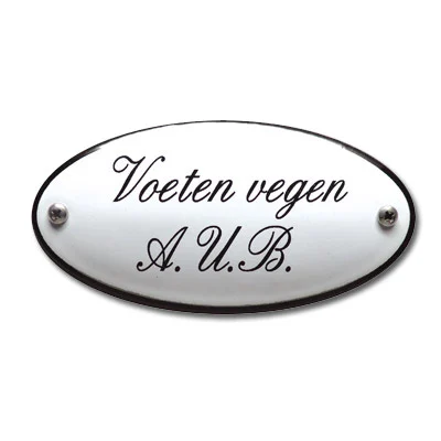 Emaille tekstbordje ovaal 10x5 cm. Lettertype Sierschrift. Tekst Voeten vegen A.U.B