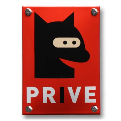 Emaille bordje PRive. Rood. 10x14 cm
